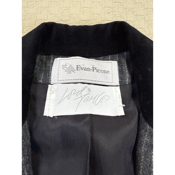 Evan Picone Lord & Taylor Pinstripe Blazer Velvet Collar Vintage | Size 12 - Picture 6 of 14